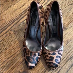Dolce & Gabbana 41 animal print pumps